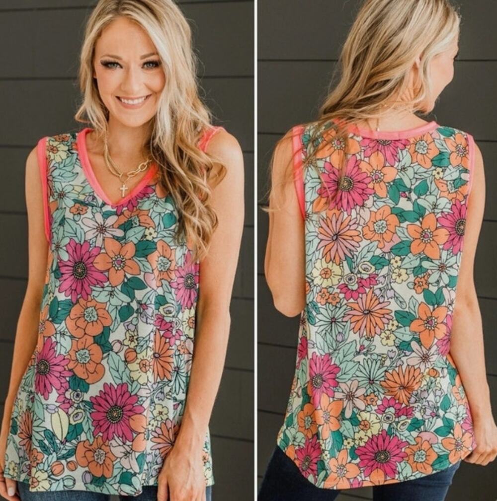 BiBi V-neck Floral Tank Top Relaxed Fit Size M